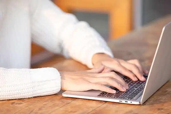 河北大学骆潇潇简介